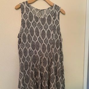 Long flowey tank top